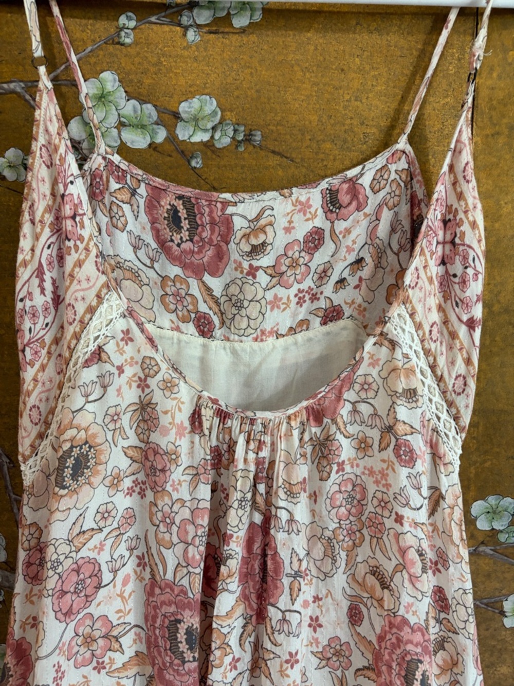 Spell & The Gypsy, Zahara Midi Dress.
Boho, feminine, floral, lightweight xs - Picture 10 of 15